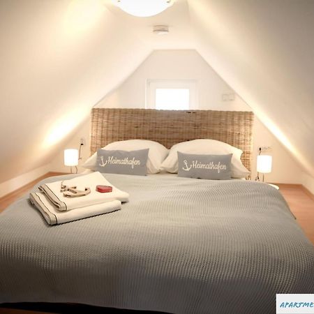 Tolles Studio Apartment In Tossens Fuer Junge Paare Bagian luar foto