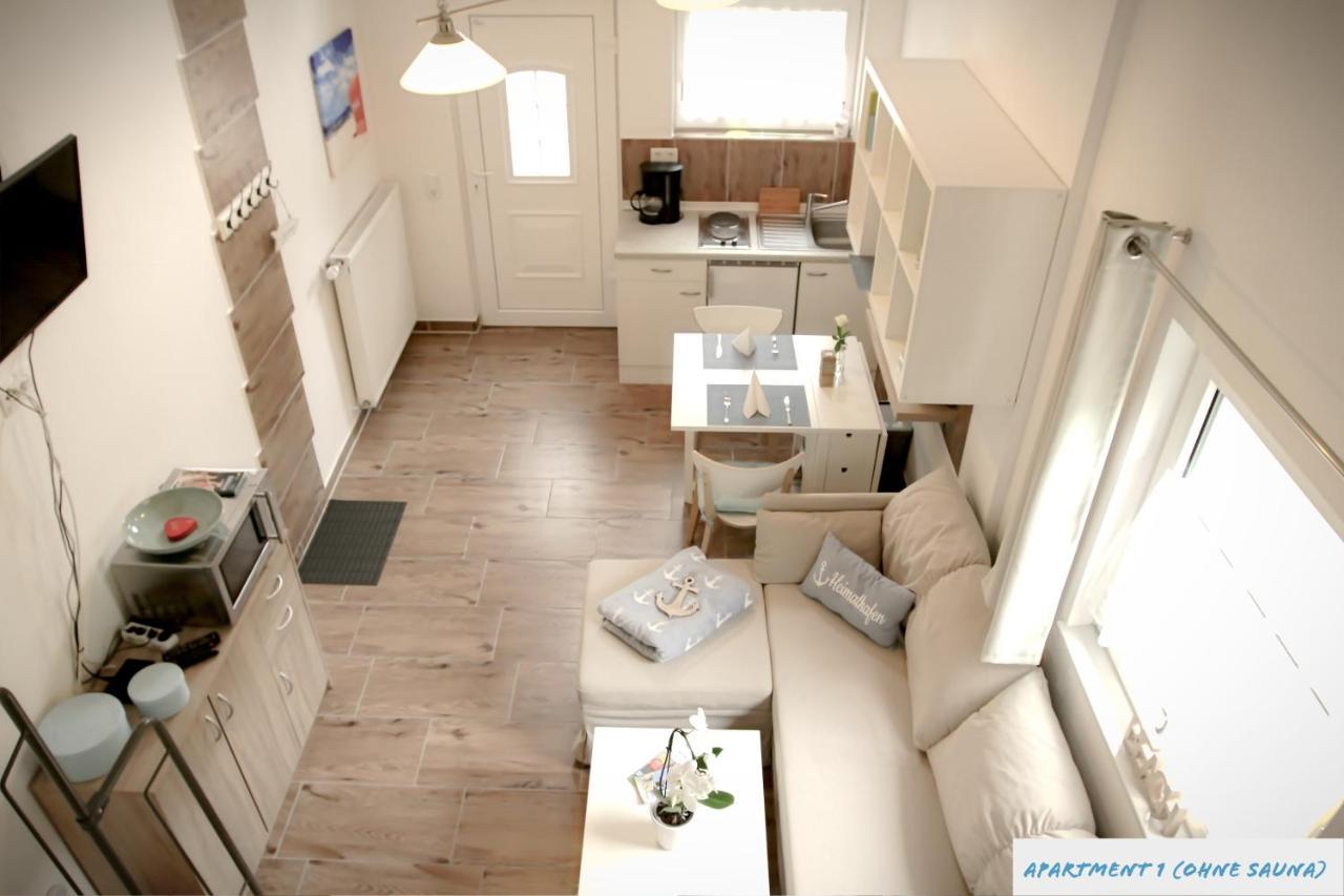 Tolles Studio Apartment In Tossens Fuer Junge Paare Bagian luar foto